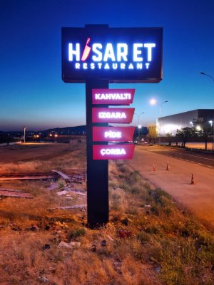 totem tabela, ışıklı tabela, krom harf tabela, pilon totem, yol kenarı tabela, ankara tabela, kırşehir tabela, reklamcı çankaya (4) ankara tabela, totem tabela, tabela imalatı, çankaya tabela, pilon tabela, ankara pilon tabela, kaldırım tabelası