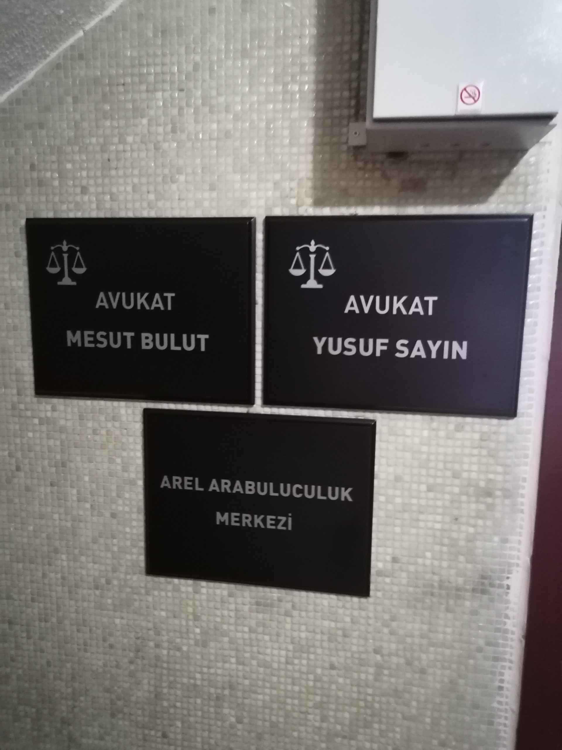 ankara tabela, tabela çankaya, tabela, kapı tabelası, duvar tabelası, ankara tabelacı, dükkan tabelası, ofis tabelası, büro tabelası, pleksi tabela, yönlendirme tabelası, kapı tabelası