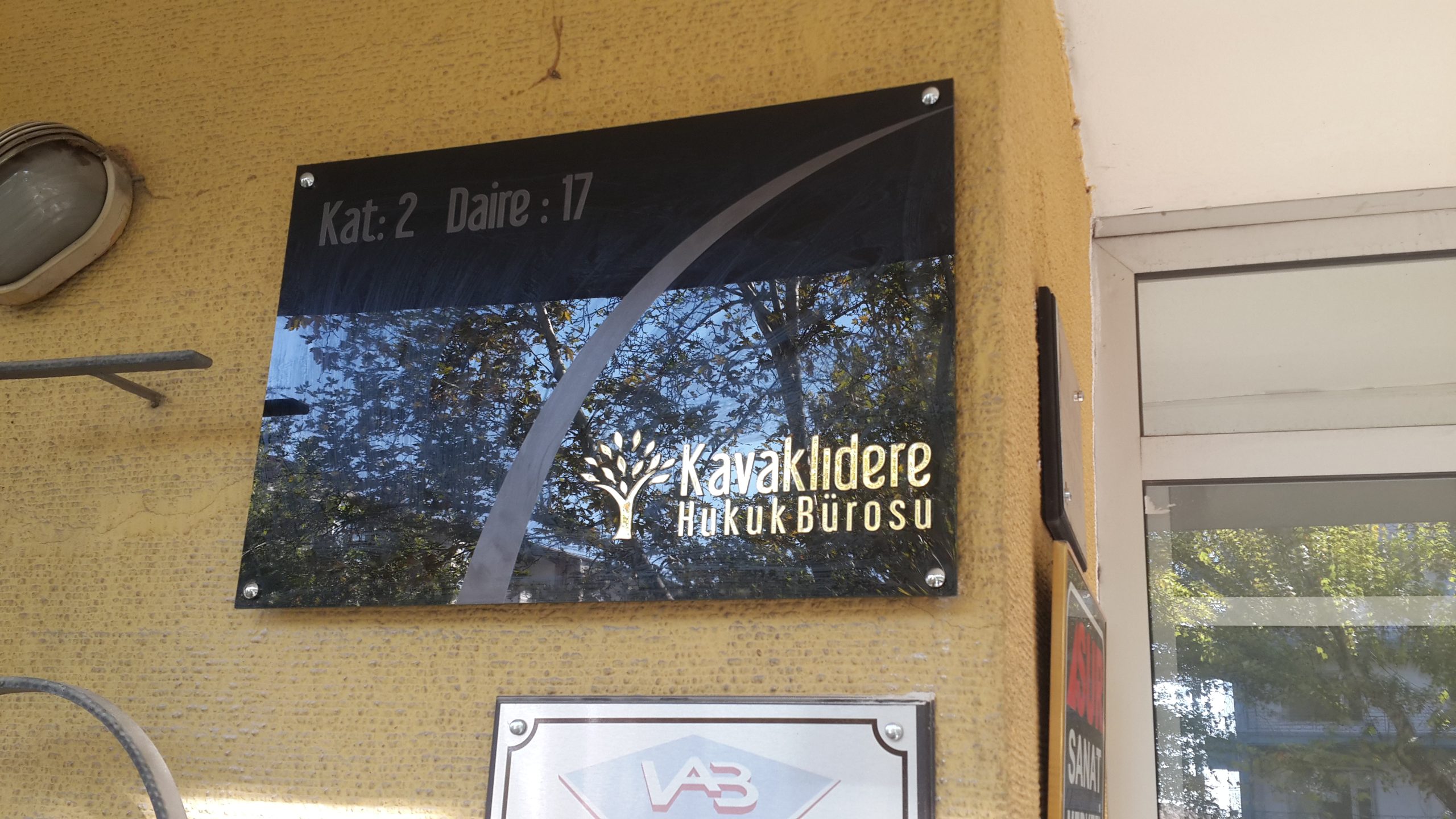 ankara tabela, tabela çankaya, tabela, kapı tabelası, duvar tabelası, ankara tabelacı, dükkan tabelası, ofis tabelası, büro tabelası, pleksi tabela, yönlendirme tabelası, kapı tabelası