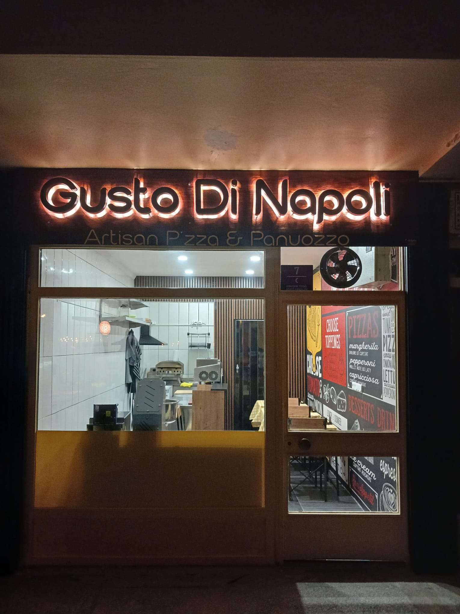 ankara tabela, tabela çankaya, tabela, kompozit tabela, ışıklı tabela, pleksi tabela, kutu harf tabela, ankara tabelacı, inşaat tabelası, dükkan tabelası, tabelacı